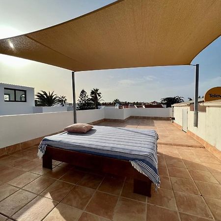 Hostel Pura Vida Surf Camp & School La Oliva Zewnętrze zdjęcie