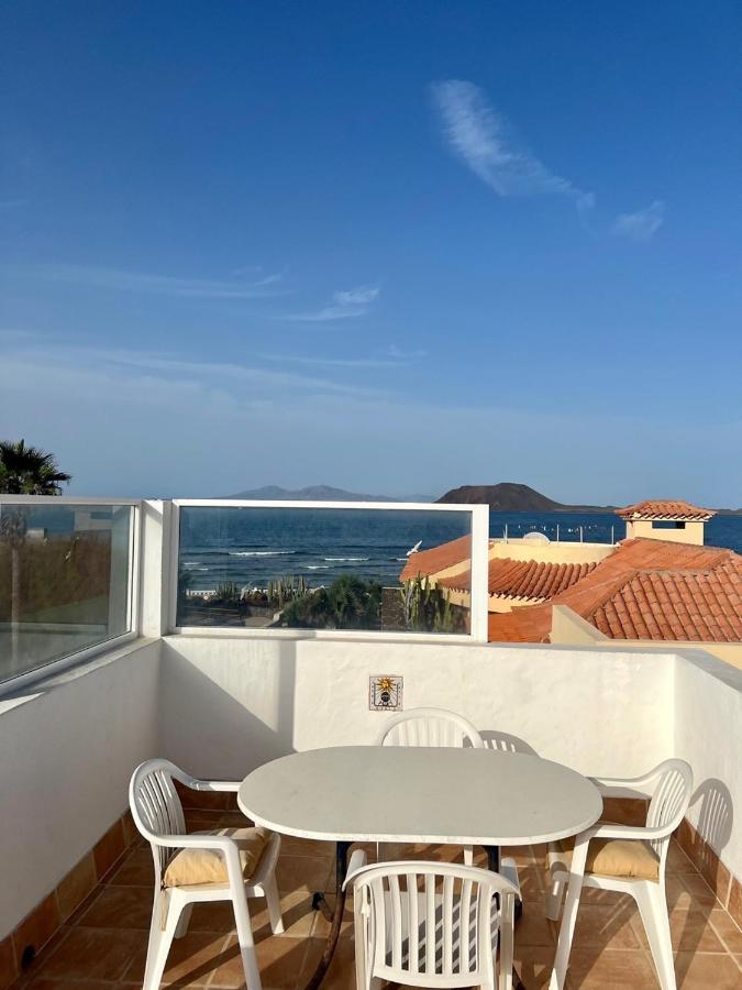 Hostel Pura Vida Surf Camp & School La Oliva Zewnętrze zdjęcie