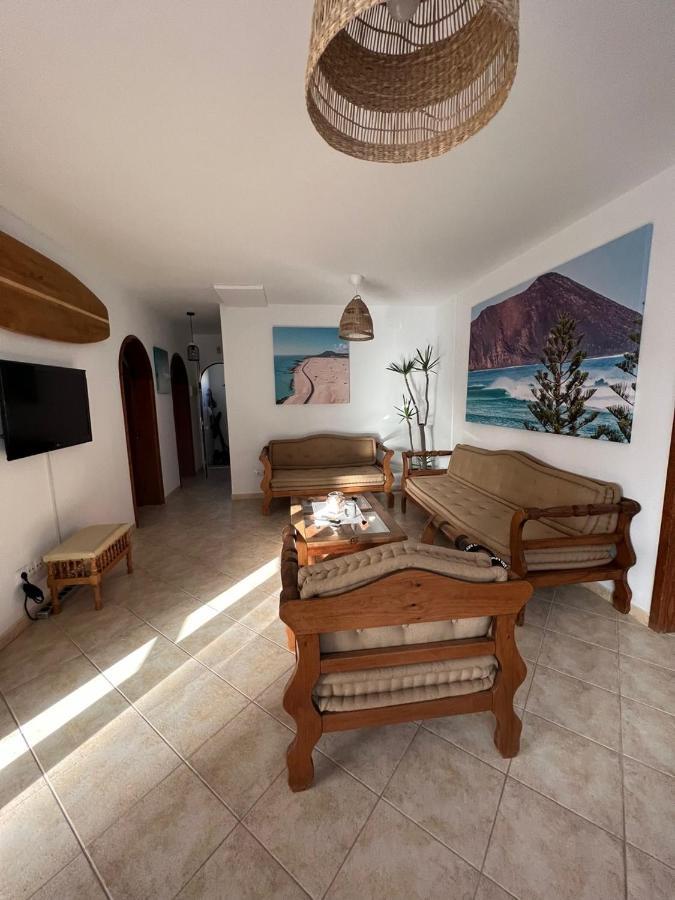 Hostel Pura Vida Surf Camp & School La Oliva Zewnętrze zdjęcie