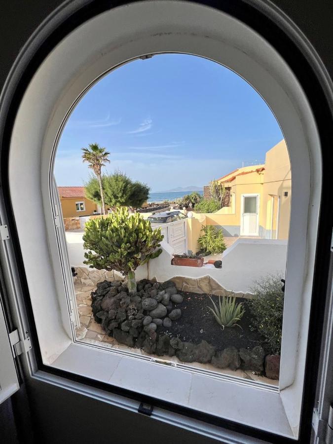 Hostel Pura Vida Surf Camp & School La Oliva Zewnętrze zdjęcie